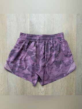 Lululemon Hotty Hot Short camo 4”